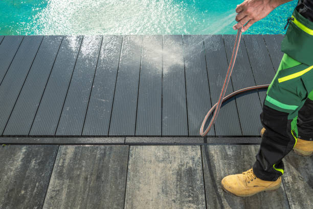 Best Sidewalk Pressure Washing  in Runaway Bay, TX