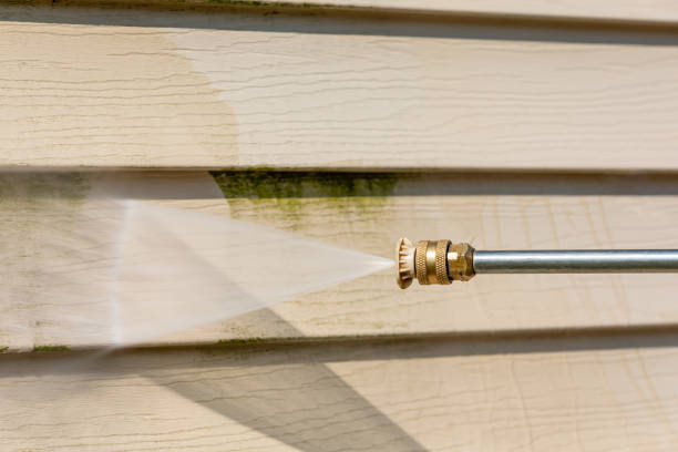Why Choose Our Certified Pressure Washing Experts for Your Project Needs in Runaway Bay, TX?